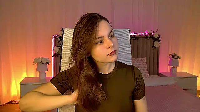 FrancescaCavaliere online show from March 22, 9:45 am