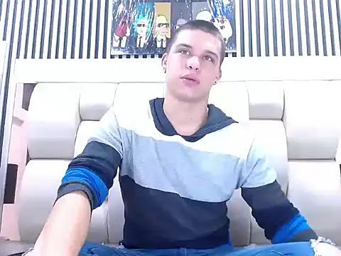 Liam York  online show from November 16, 2:00 pm