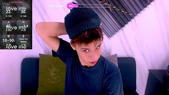 Liam York  online show from April 10, 3:28 pm