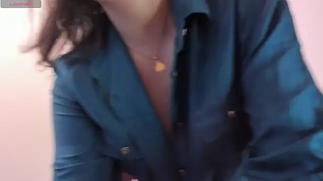 carolinegrayy online show from November 15, 11:29 am