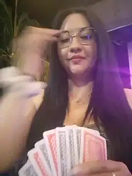 Snapshot of lady_cristal chatting on November 11, 3:06 am lady cristal online show from November 11, 3:06 am