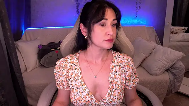 CarolinaaFoxyyy online show from November 27, 1:35 pm