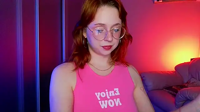Snapshot of Erica_Nelson chatting on May 22, 1:02 am Erica Nelson online show from May 22, 1:02 am