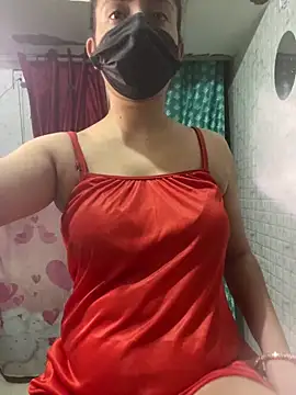 Snapshot of Red_Queen_11 chatting on March 10, 6:46 pm Red Queen 11 online show from March 10, 6:46 pm