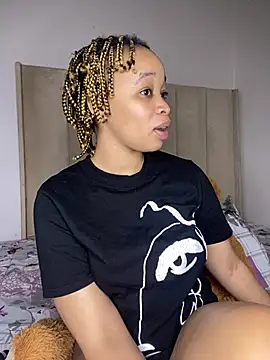 Snapshot of Nisha_102 chatting on February 1, 10:08 pm Nisha 102 online show from February 1, 10:08 pm