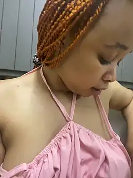 Snapshot of Nisha_102 chatting on February 5, 8:46 pm Nisha 102 online show from February 5, 8:46 pm