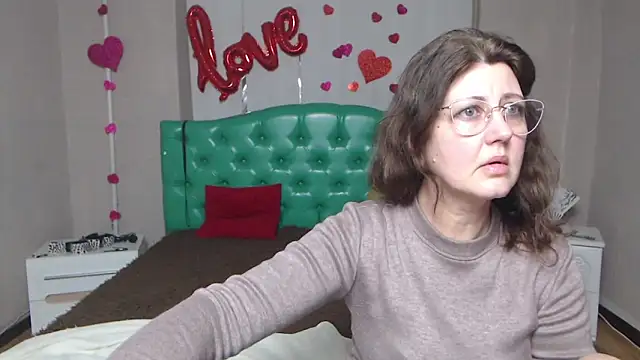 RoseHille online show from February 23, 5:54 pm