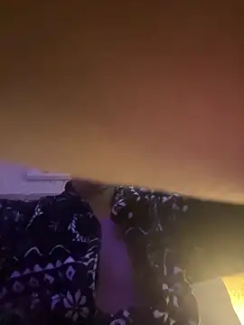 8inchLiam online show from March 9, 7:12 am