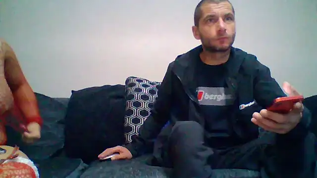 Snapshot of Kinkycouple142 chatting on June 9, 8:31 pm Kinkycouple142 online show from June 9, 8:31 pm