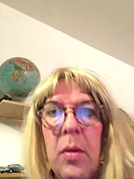 simone xdressing online show from November 10, 12:42 am