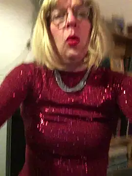 simone xdressing online show from January 11, 7:52 pm