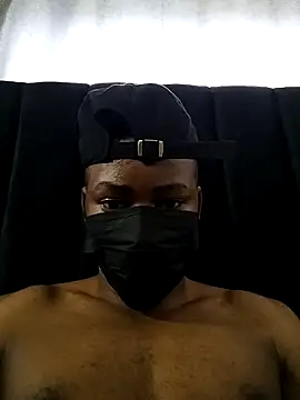 Snapshot of LWAZI_2304 chatting on November 10, 6:01 am LWAZI 2304 online show from November 10, 6:01 am