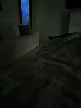 Snapshot of simeonehivd chatting on December 21, 3:30 pm simeonehivd online show from December 21, 3:30 pm