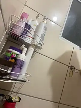 Snapshot of Juninlop chatting on March 3, 10:26 pm Juninlop online show from March 3, 10:26 pm