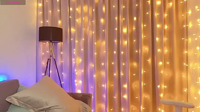 ur shy bambi online show from February 20, 1:13 am