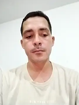 Snapshot of Damian-liam chatting on November 13, 6:12 am Damian-liam online show from November 13, 6:12 am