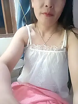 Snapshot of Feeling-hot chatting on May 2, 3:39 pm Feeling-hot online show from May 2, 3:39 pm