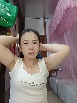 Snapshot of Feeling-hot chatting on May 20, 3:02 am Feeling-hot online show from May 20, 3:02 am