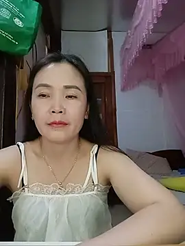 Snapshot of Feeling-hot chatting on May 22, 2:12 pm Feeling-hot online show from May 22, 2:12 pm