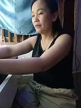 Snapshot of Feeling-hot chatting on May 24, 2:55 pm Feeling-hot online show from May 24, 2:55 pm
