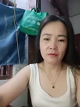 Snapshot of Feeling-hot chatting on May 26, 3:13 am Feeling-hot online show from May 26, 3:13 am