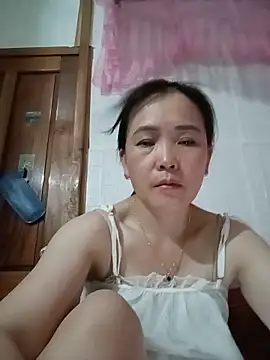 Snapshot of Feeling-hot chatting on May 28, 7:05 am Feeling-hot online show from May 28, 7:05 am