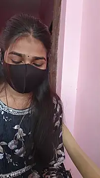 Snapshot of Iamyourdarling chatting on November 11, 6:13 am Iamyourdarling online show from November 11, 6:13 am