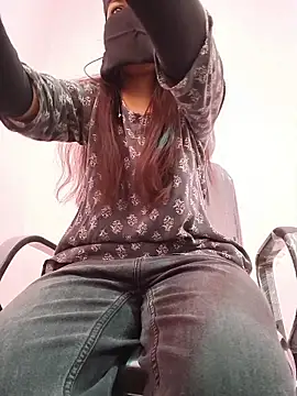 Snapshot of Iamyourdarling chatting on November 20, 5:29 am Iamyourdarling online show from November 20, 5:29 am