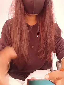 Snapshot of Iamyourdarling chatting on November 21, 5:39 am Iamyourdarling online show from November 21, 5:39 am