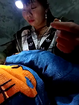 vangkt-cute online show from February 3, 7:02 am