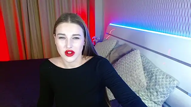 Snapshot of cutie_violet chatting on November 14, 7:34 pm cutie violet online show from November 14, 7:34 pm