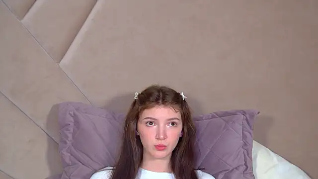 Snapshot of SophiaProve chatting on July 14, 2:05 am SophiaProve online show from July 14, 2:05 am