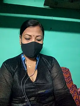 Snapshot of Hot__girls001 chatting on November 29, 6:33 pm Hot girls001 online show from November 29, 6:33 pm