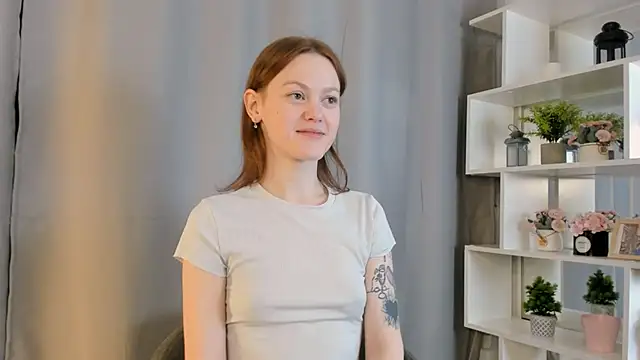 Snapshot of KendaKrech chatting on November 11, 3:45 pm KendaKrech online show from November 11, 3:45 pm