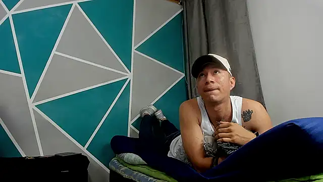 Snapshot of Stiven_gutierrez chatting on November 11, 11:21 am Stiven gutierrez online show from November 11, 11:21 am