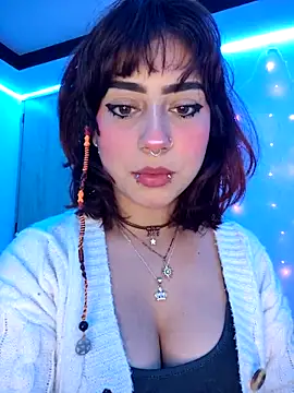 Snapshot of Sarah_Lark- chatting on April 22, 11:17 pm Sarah Lark- online show from April 22, 11:17 pm