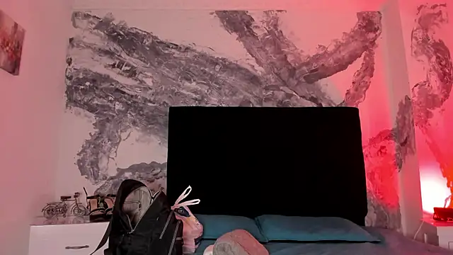 lilithDraven  online show from February 15, 4:31 am