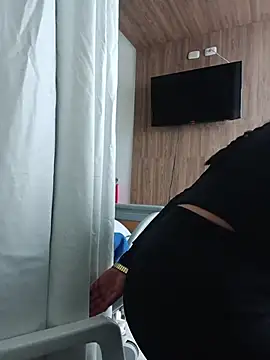 Snapshot of ViolettaWalton1 chatting on July 8, 7:40 pm ViolettaWalton1 online show from July 8, 7:40 pm