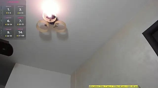 Snapshot of foxx_giirl chatting on April 26, 4:54 am foxx giirl online show from April 26, 4:54 am