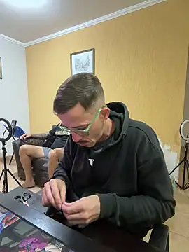 Snapshot of Lucasjandre chatting on June 10, 2:49 pm Lucasjandre online show from June 10, 2:49 pm