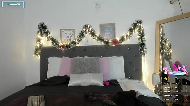 Sara puertaa  online show from December 16, 7:08 pm