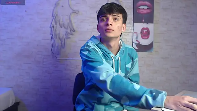 axel milo kairo and noa online show from February 16, 2:35 pm