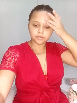 Snapshot of Luisa_Siti chatting on November 11, 12:10 am Luisa Siti online show from November 11, 12:10 am