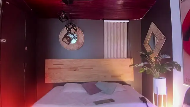 Velvet Dreamss online show from February 10, 11:14 am