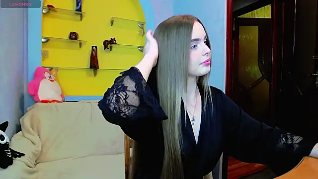 AlicaLOVEalisa777 online show from March 5, 10:17 pm