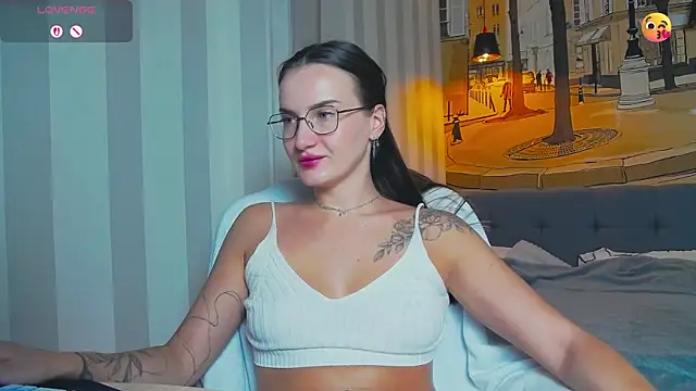 ALICE  ALICE69 online show from July 21, 8:33 pm