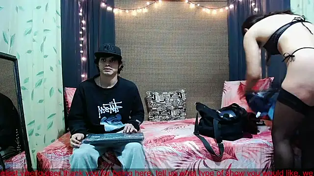 Snapshot of wild_duo777 chatting on May 10, 1:44 am wild duo777 online show from May 10, 1:44 am