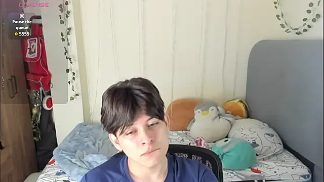 Felix kitty online show from February 15, 7:10 pm