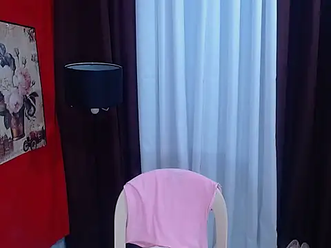 Snapshot of SKINNYMONSTERCOCK chatting on June 4, 10:49 pm SKINNYMONSTERCOCK online show from June 4, 10:49 pm