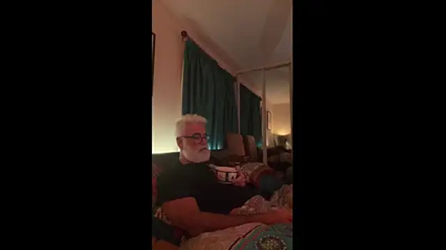 LeatherSdaddy online show from November 30, 11:31 pm